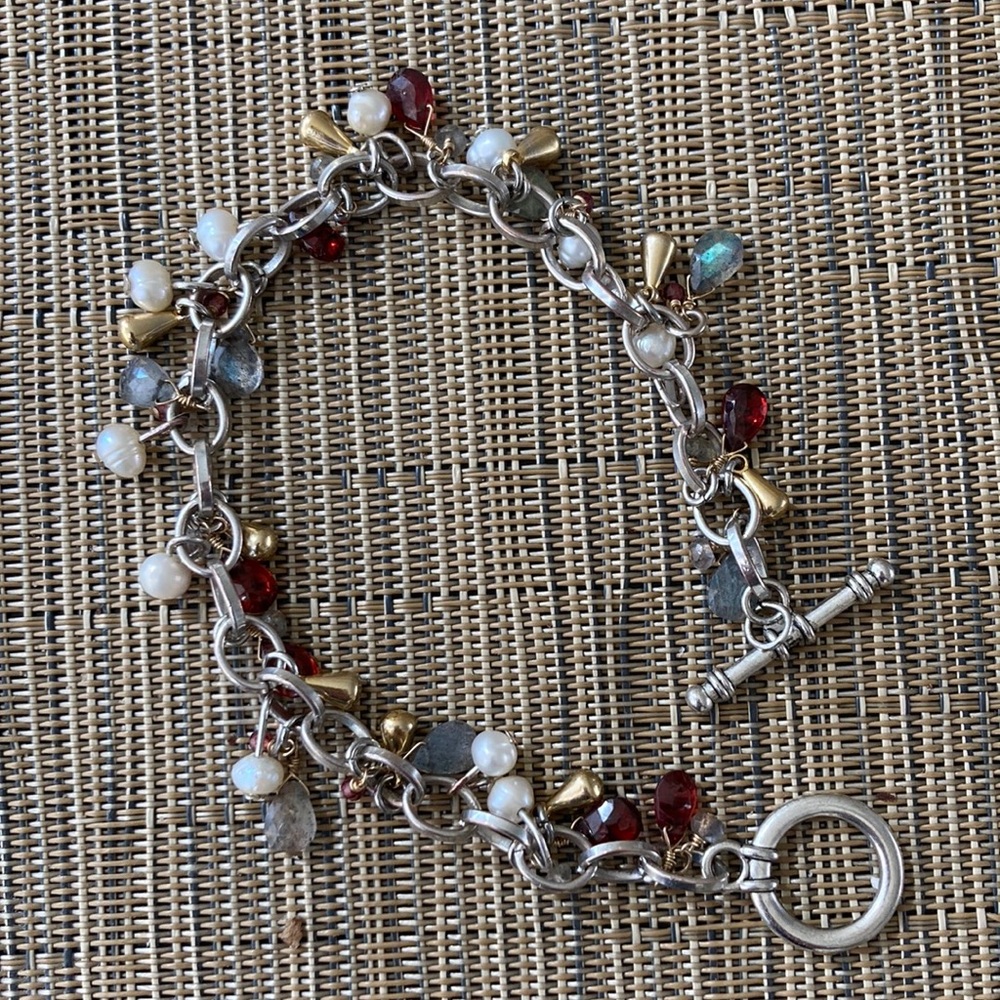 Silver link bracelet with gemstones